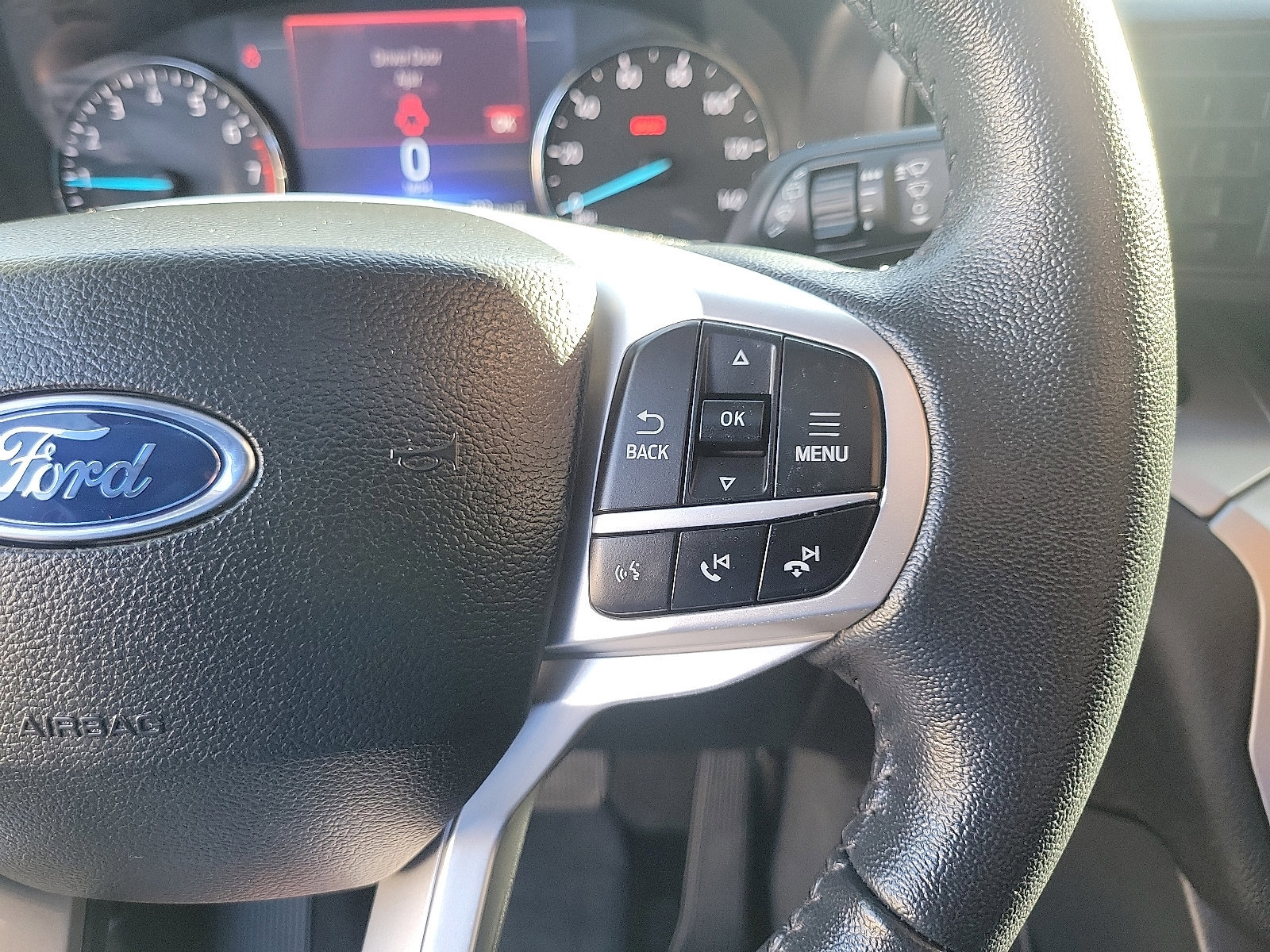 Certified 2022 Ford Explorer XLT image 8