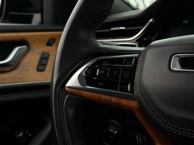 Used 2022 Jeep Grand Cherokee L Summit image 23