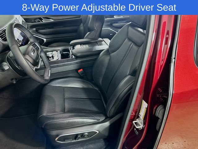 Used 2024 Jeep Wagoneer L Series II w/ Flexible Seating Group AWD/4WD image 21