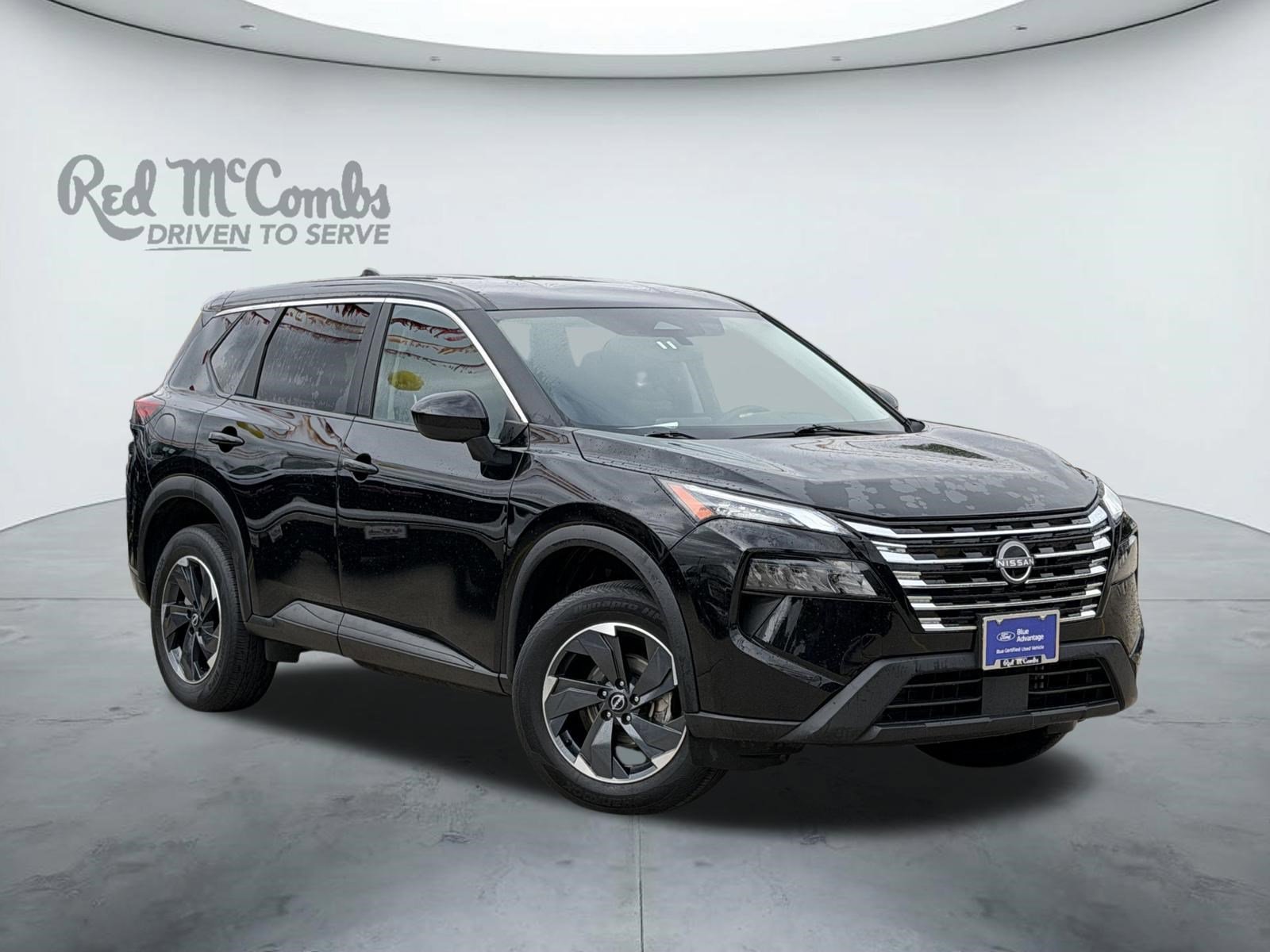 Used 2025 Nissan Rogue SV