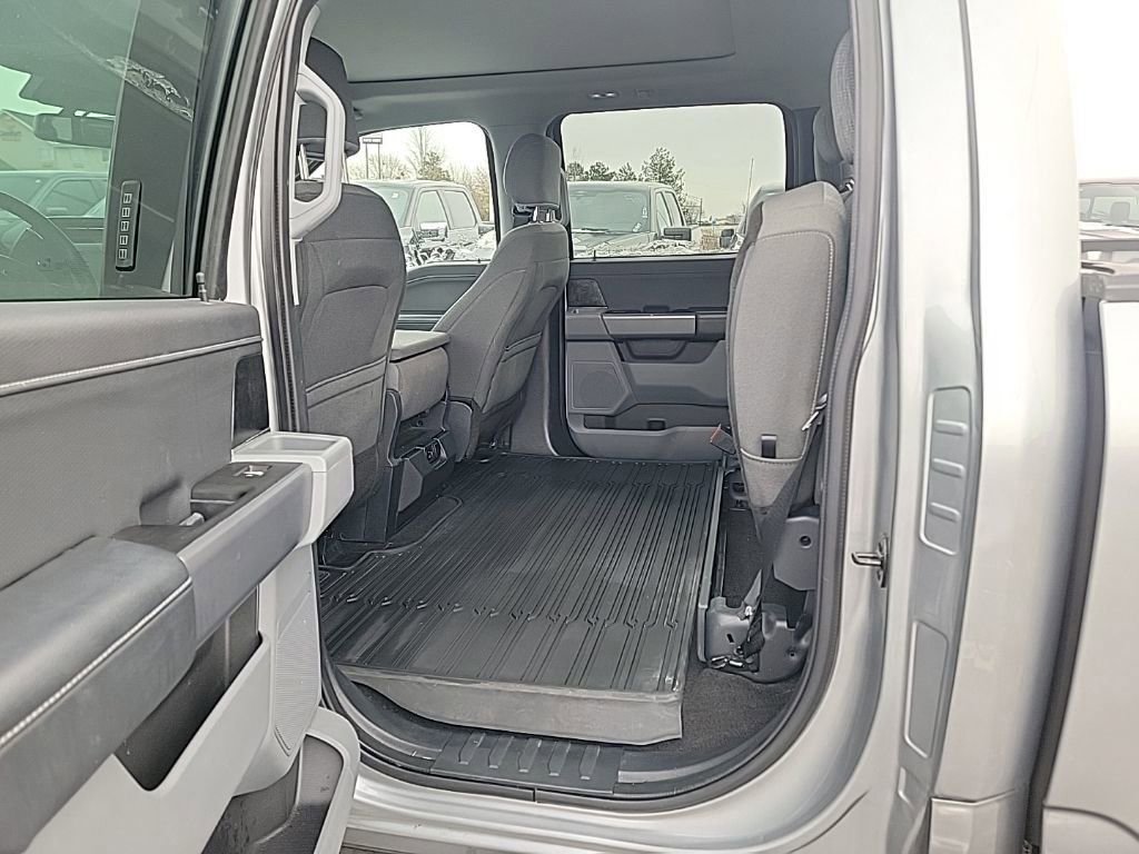 Certified 2021 Ford F150 XLT w/ Equipment Group 302A High image 33