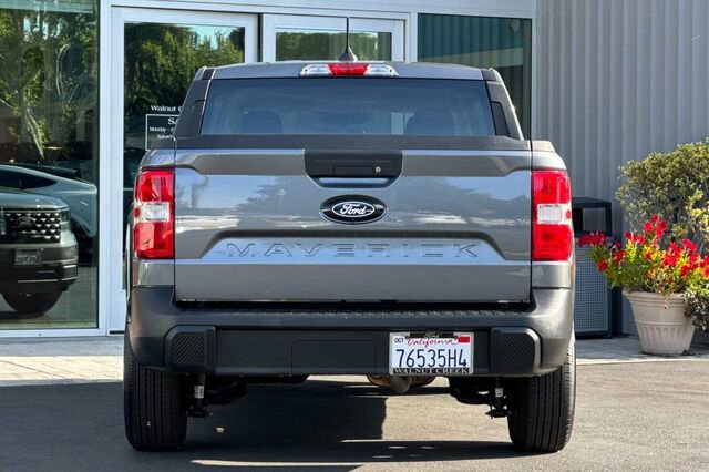 Certified 2025 Ford Maverick XL FWD image 5