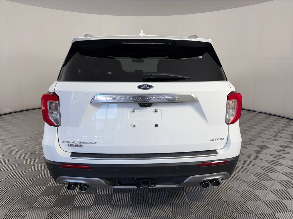Certified 2022 Ford Explorer Platinum w/ Equipment Group 601A AWD/4WD image 6