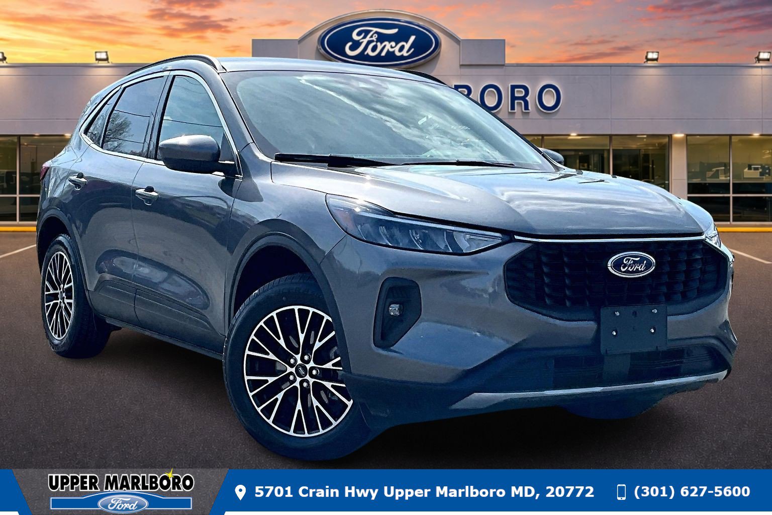 Certified 2025 Ford Escape SE FWD image 1