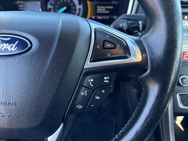 Certified 2017 Ford Fusion Energi SE FWD image 24