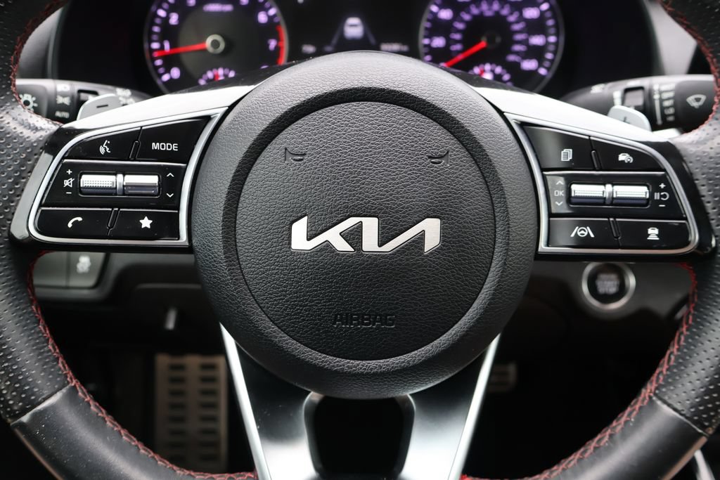 Used 2022 Kia Forte GT w/ GT Technology Package FWD image 34