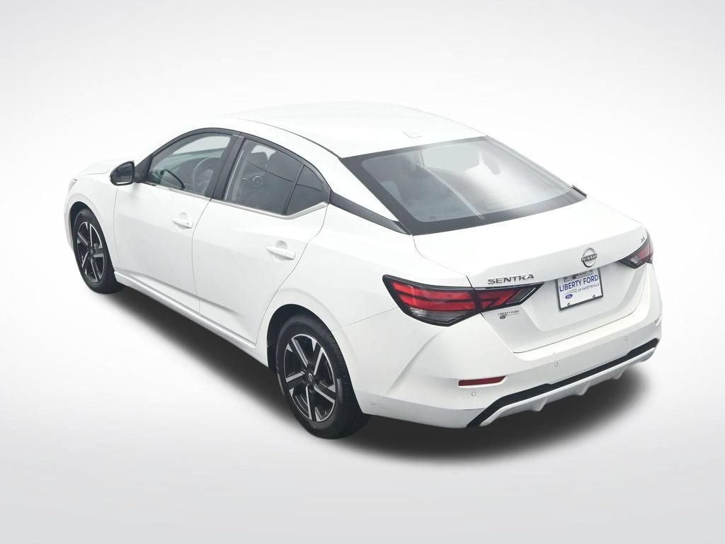 Used 2024 Nissan Sentra SV FWD image 34