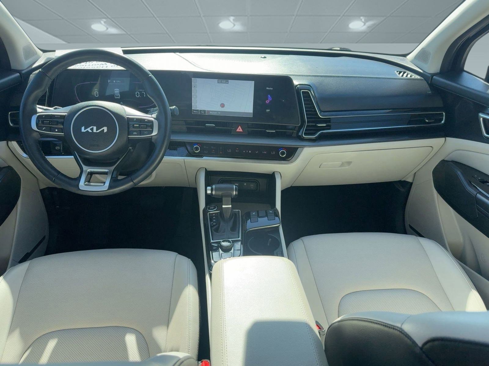 Used 2024 Kia Sportage EX image 15