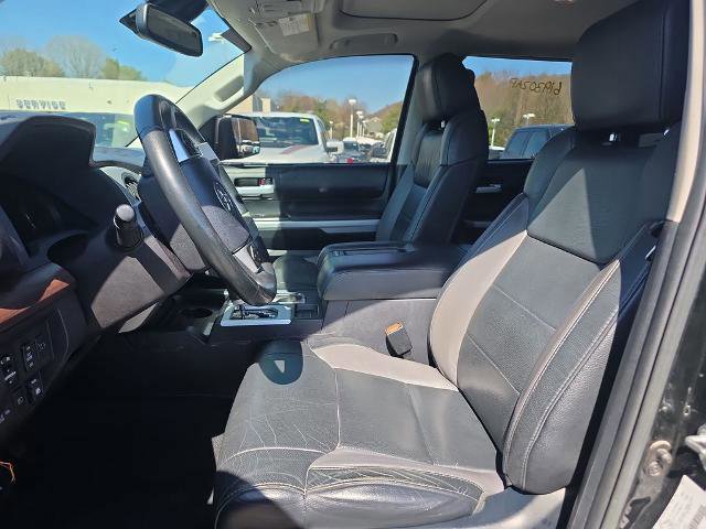 Used 2018 Toyota Tundra Limited w/ Limited Premium Package AWD/4WD image 22