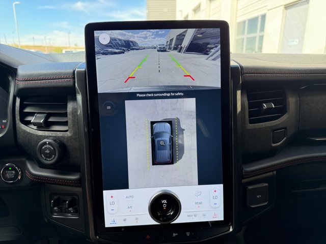 Certified 2022 Ford Expedition Limited image 29