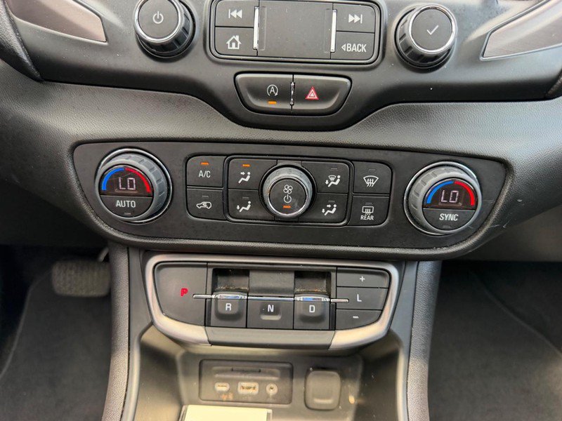 Used 2022 GMC Terrain AT4 w/ Infotainment Package II AWD/4WD image 17