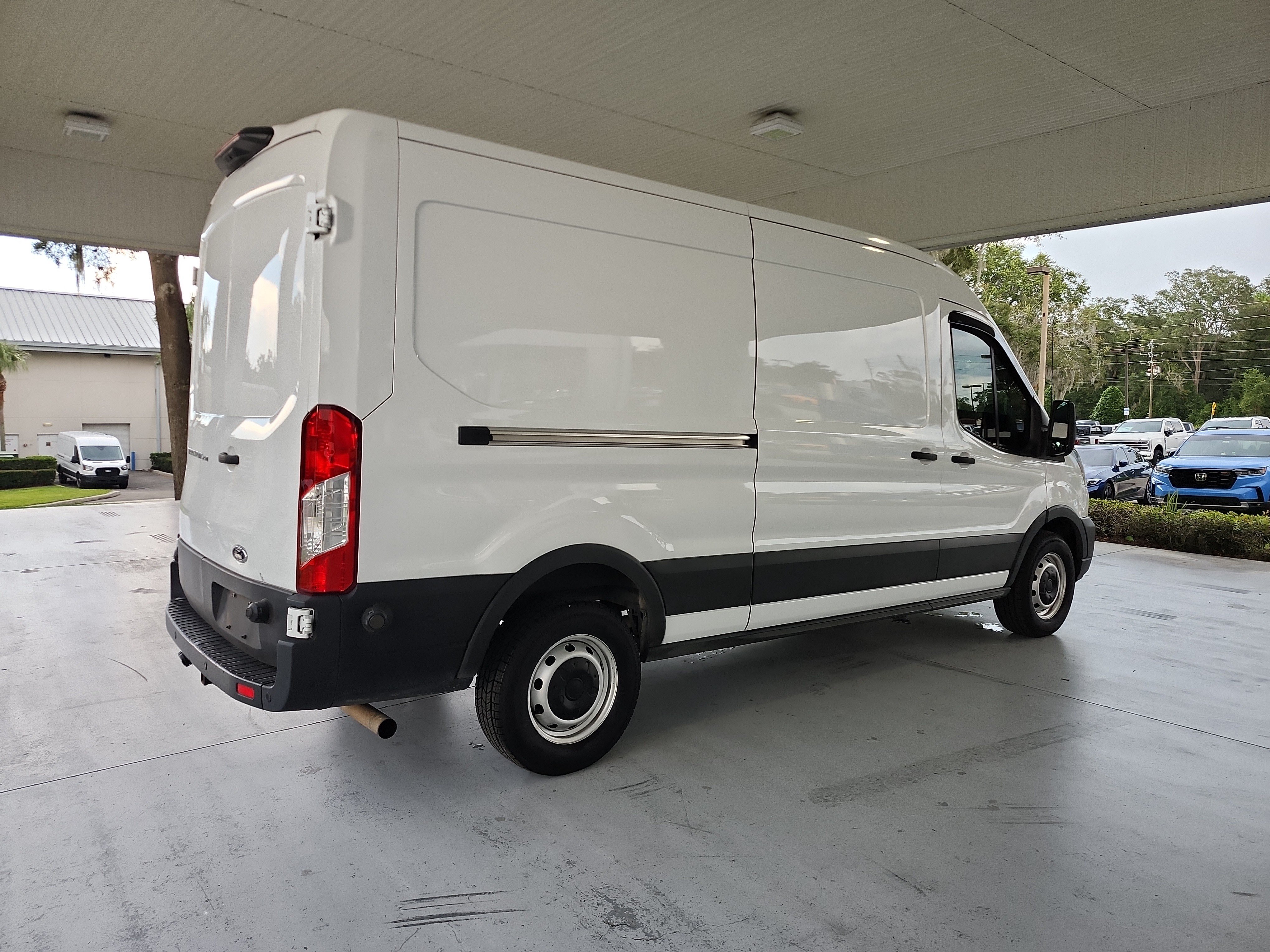 Certified 2020 Ford Transit 250 Medium Roof w/ Load Area Protection Package RWD image 5