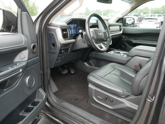 Certified 2023 Ford Expedition XLT AWD/4WD image 11