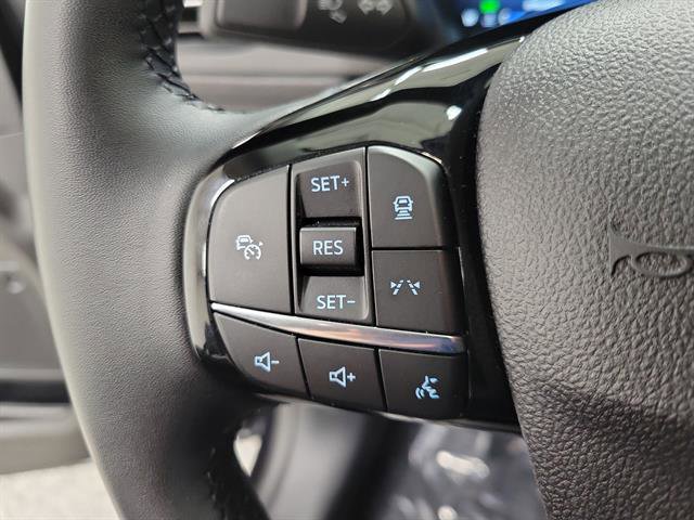 Certified 2025 Ford Escape Platinum AWD/4WD image 23