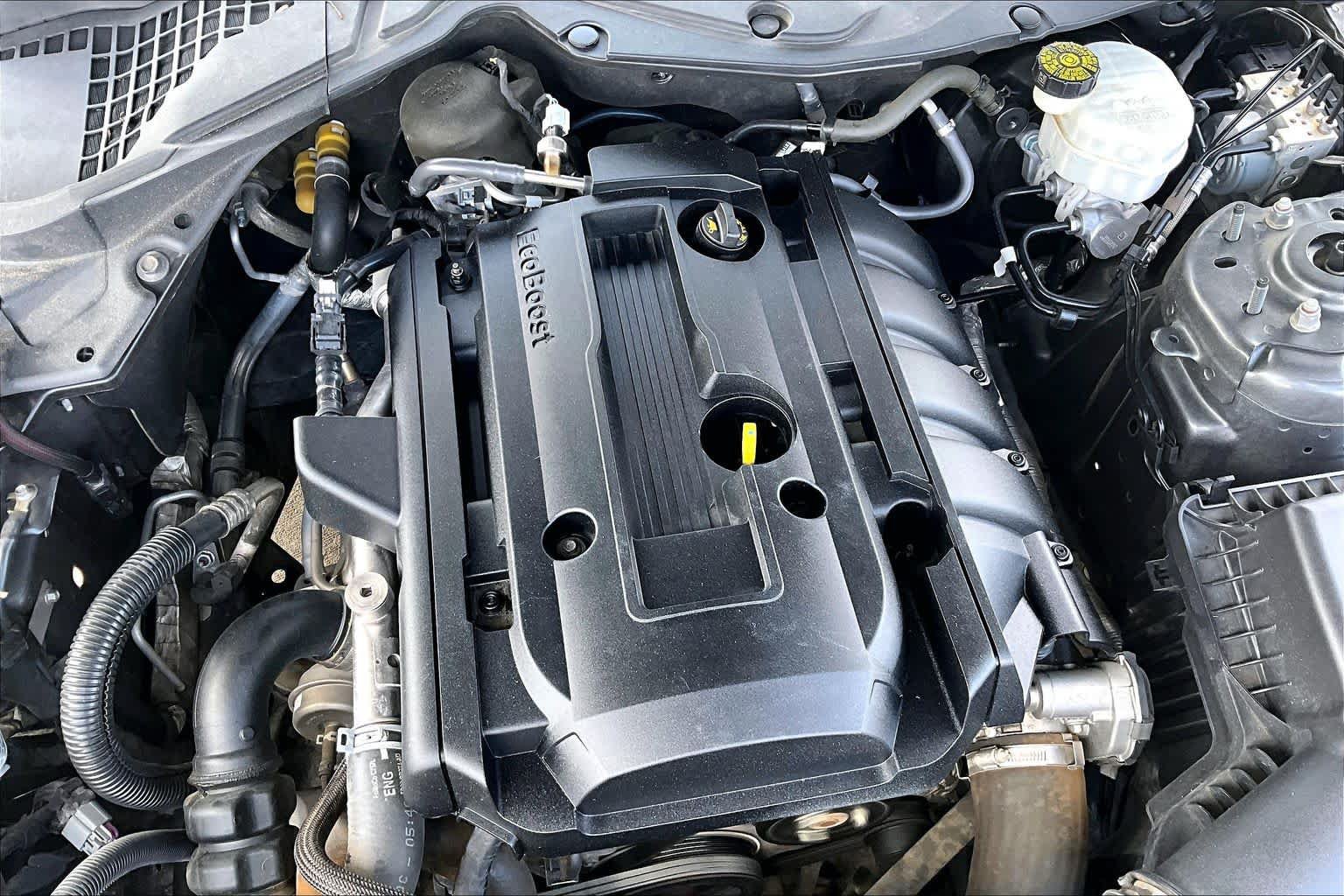 Certified 2020 Ford Mustang Coupe w/ Equipment Group 101A RWD image 33