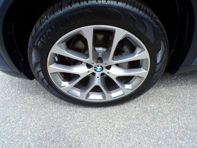 Used 2019 BMW X5 xDrive40i w/ Convenience Package AWD/4WD image 4