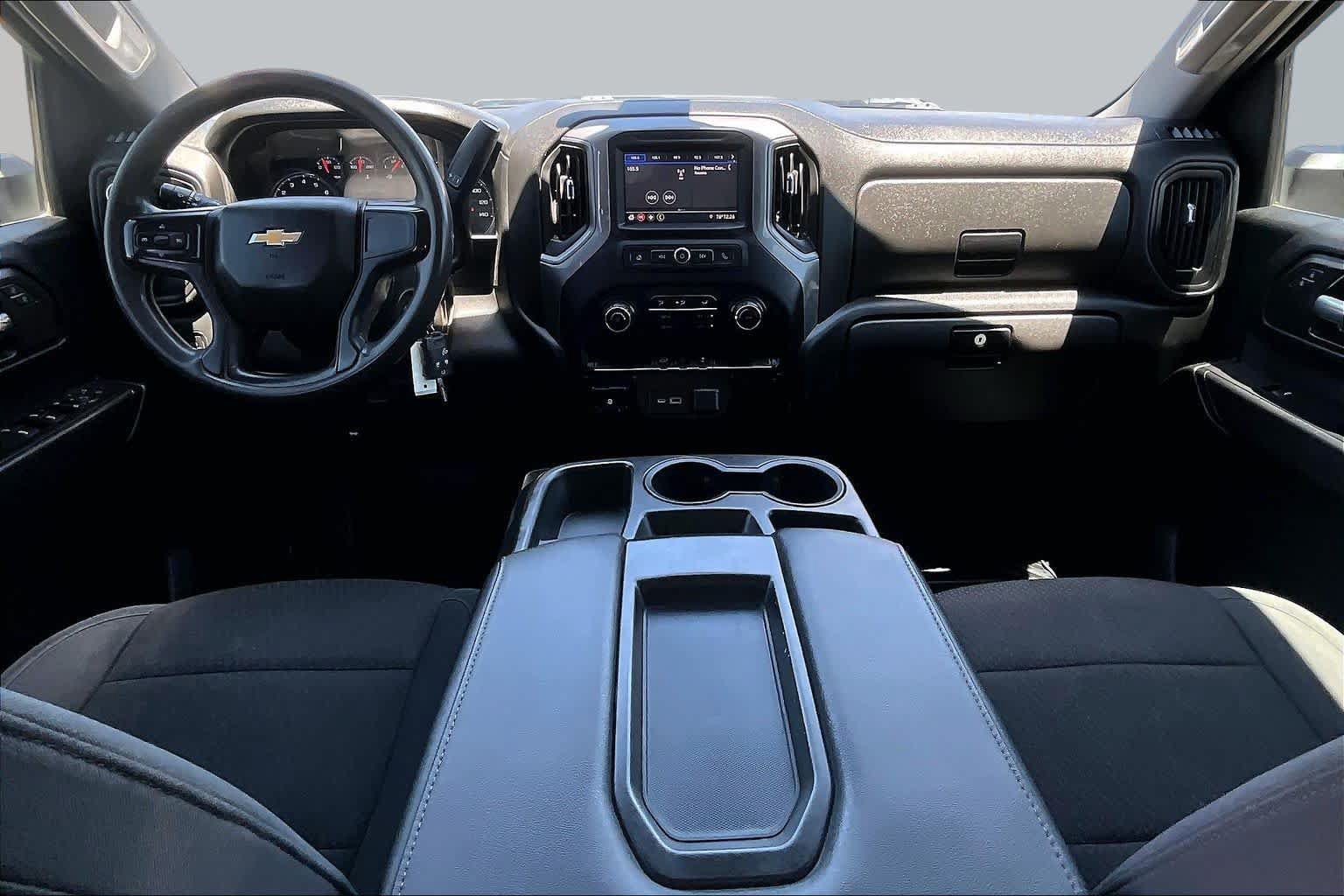 Used 2021 Chevrolet Silverado 2500 Custom w/ Custom Value Package AWD/4WD image 15