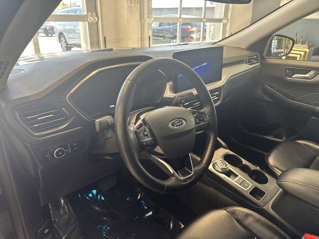 Certified 2024 Ford Escape Platinum AWD/4WD image 9