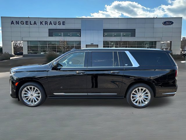 Used 2024 Cadillac Escalade ESV Premium Luxury w/ Performance Package AWD/4WD image 4