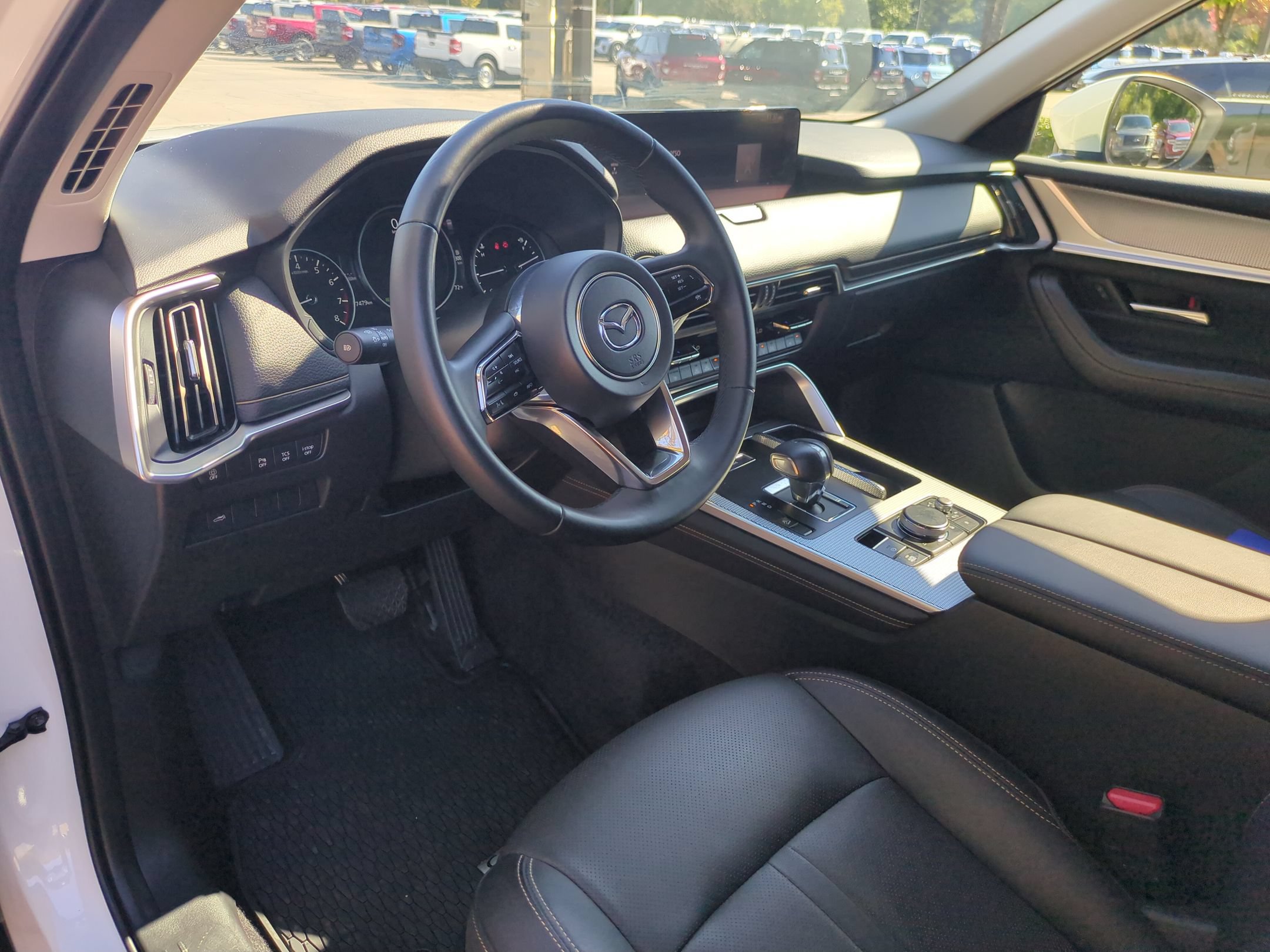 Used 2025 MAZDA CX-90 3.3 Turbo w/ Preferred Package AWD/4WD image 14