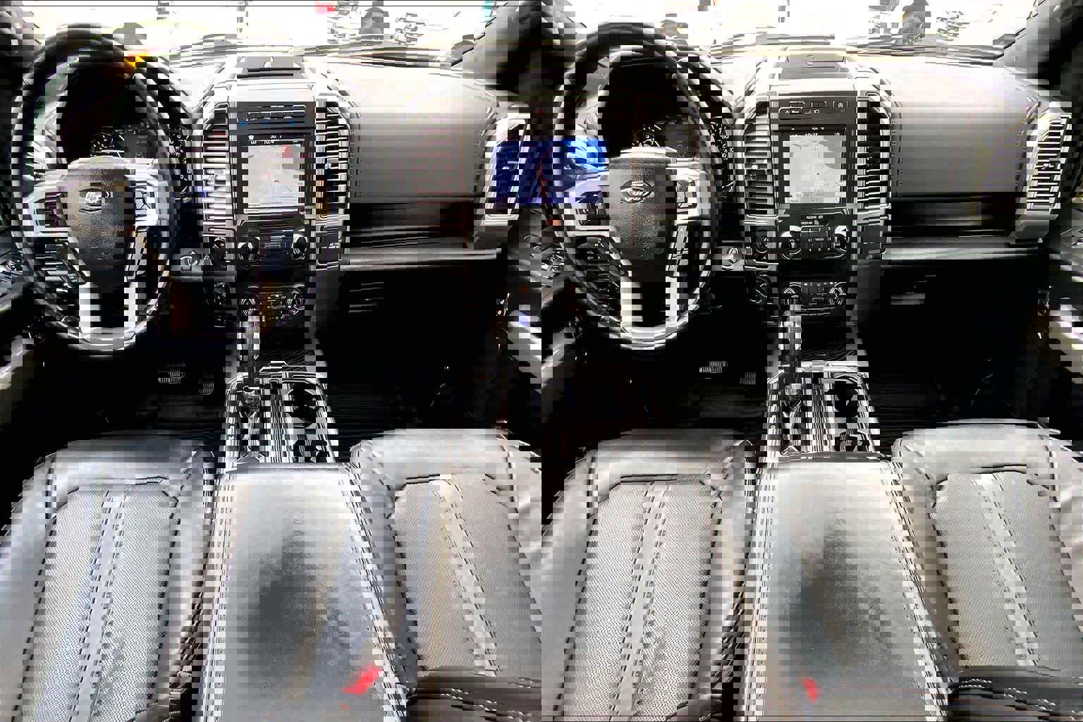 Certified 2019 Ford F150 Platinum w/ Equipment Group 701A Luxury AWD/4WD image 14