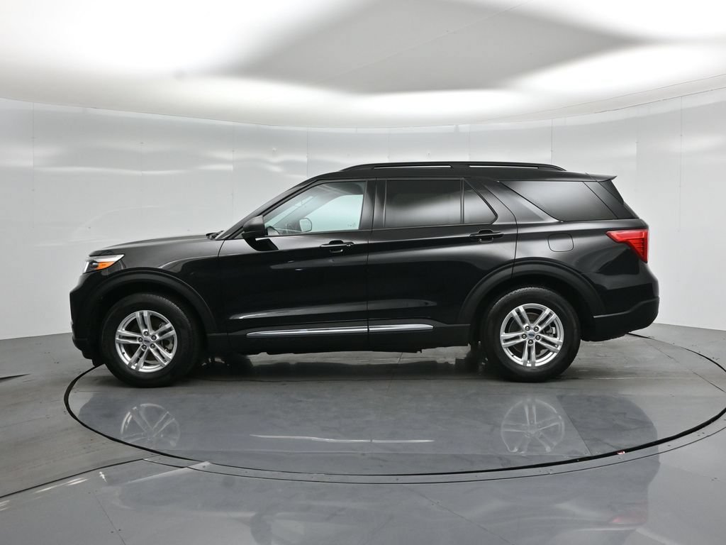 Certified 2023 Ford Explorer XLT RWD image 27