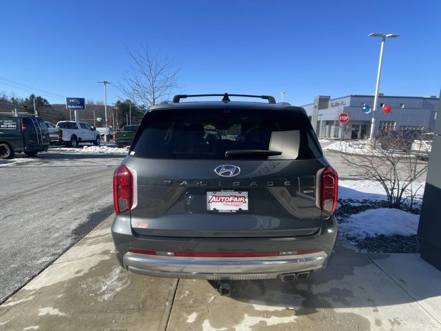 Used 2023 Hyundai Palisade Calligraphy image 4