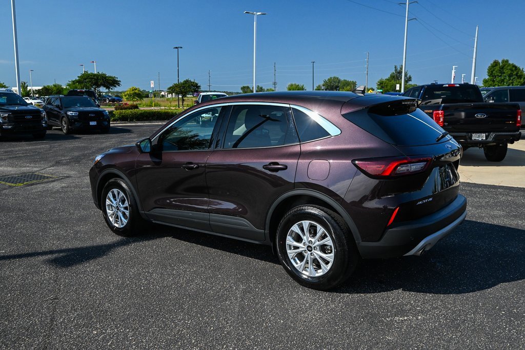 Certified 2023 Ford Escape Active w/ Tech Pack #2 image 7