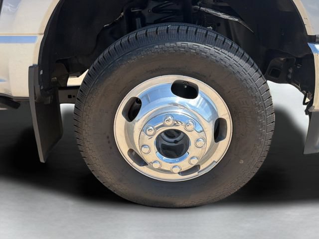 Certified 2023 Ford F350 Lariat AWD/4WD image 9