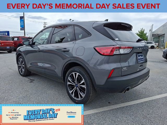 Certified 2022 Ford Escape SE w/ SE Sport Appearance Package AWD/4WD image 7