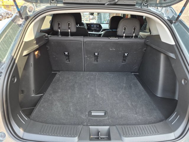 Used 2026 Chevrolet Trax LS FWD image 23