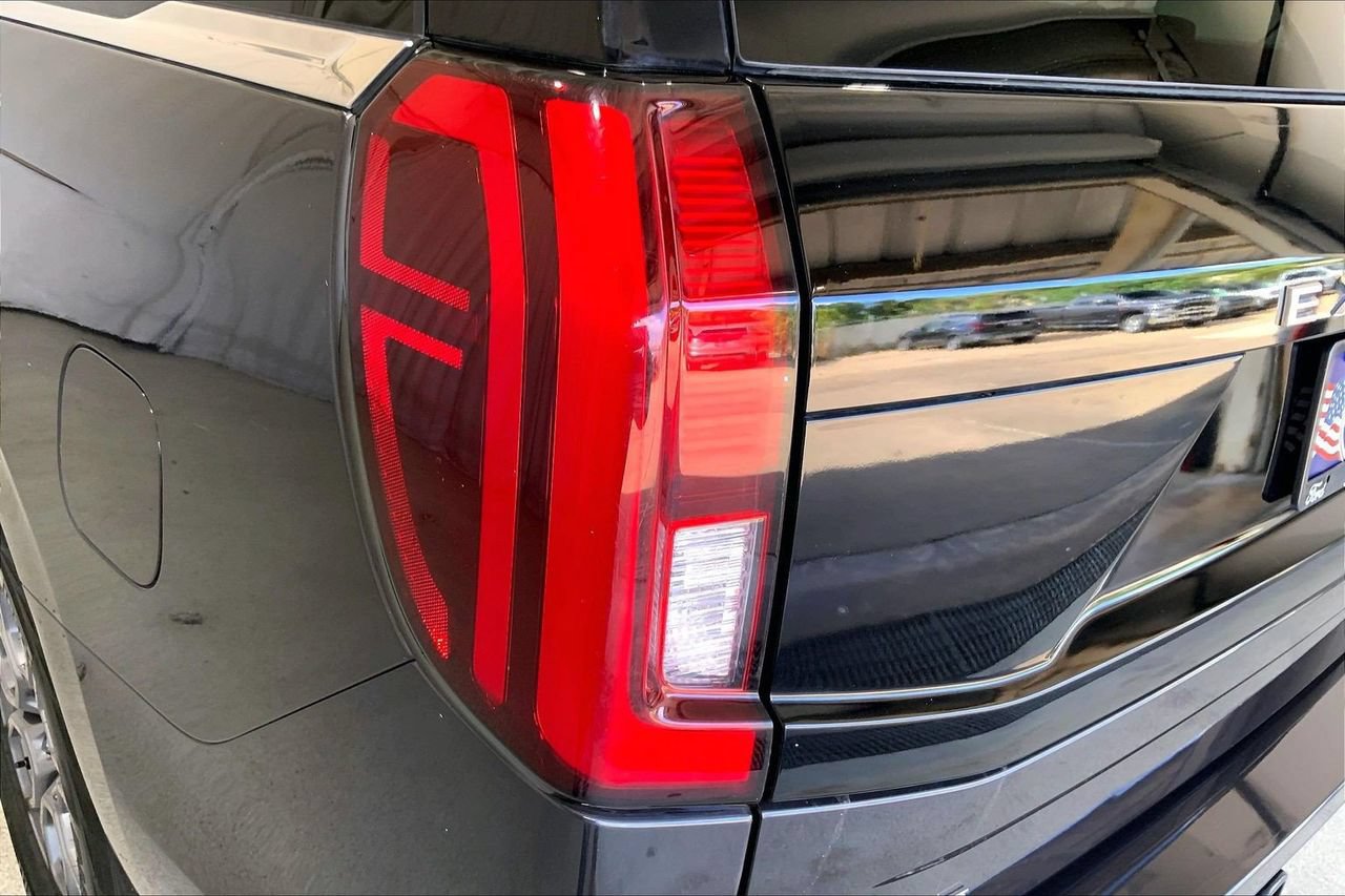 Certified 2025 Ford Expedition Active AWD/4WD image 29