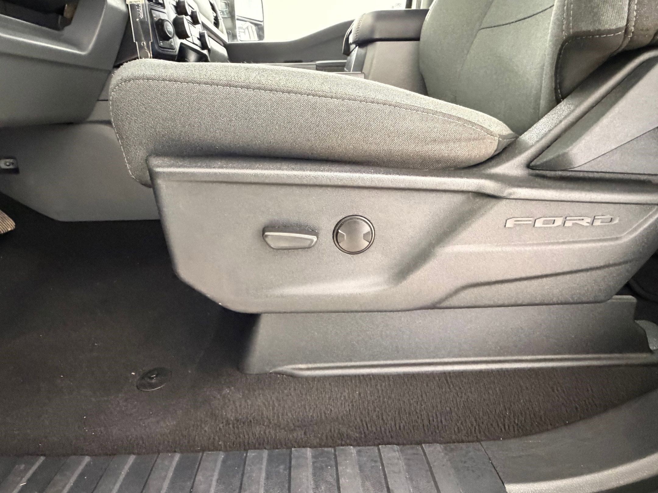 Certified 2024 Ford F350 XLT w/ FX4 Off-Road Package image 16