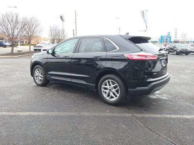 Certified 2024 Ford Edge SEL image 2