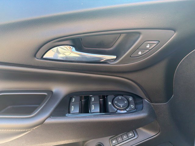 Used 2024 Chevrolet Equinox Premier AWD/4WD image 15