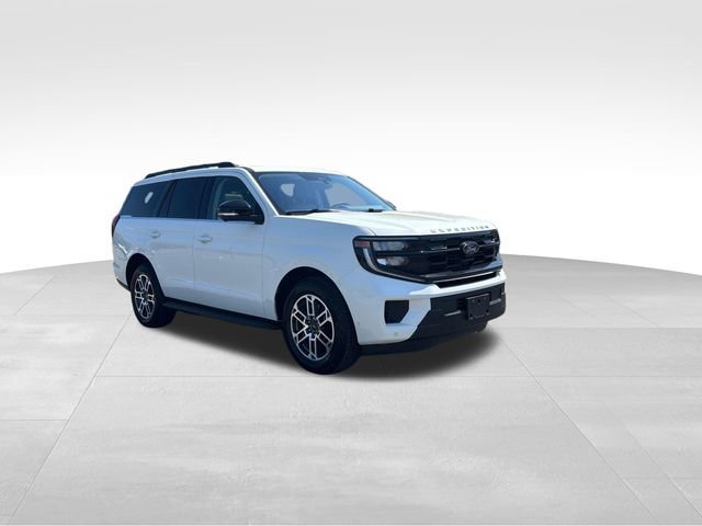 Certified 2025 Ford Expedition Active image 6
