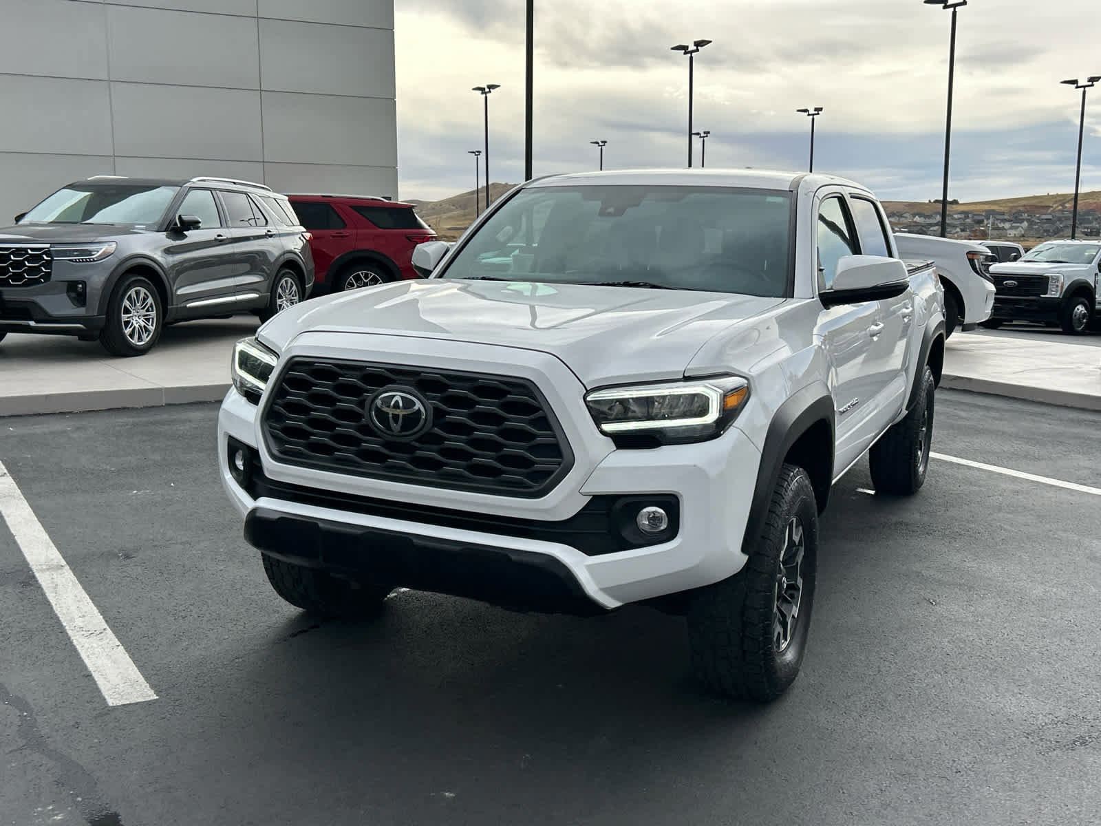Used 2023 Toyota Tacoma TRD Off-Road image 3