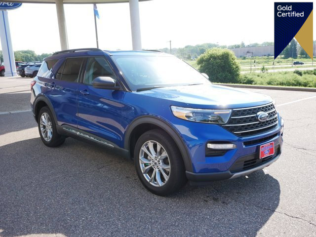 Certified 2022 Ford Explorer XLT w/ Equipment Group 202A image 1