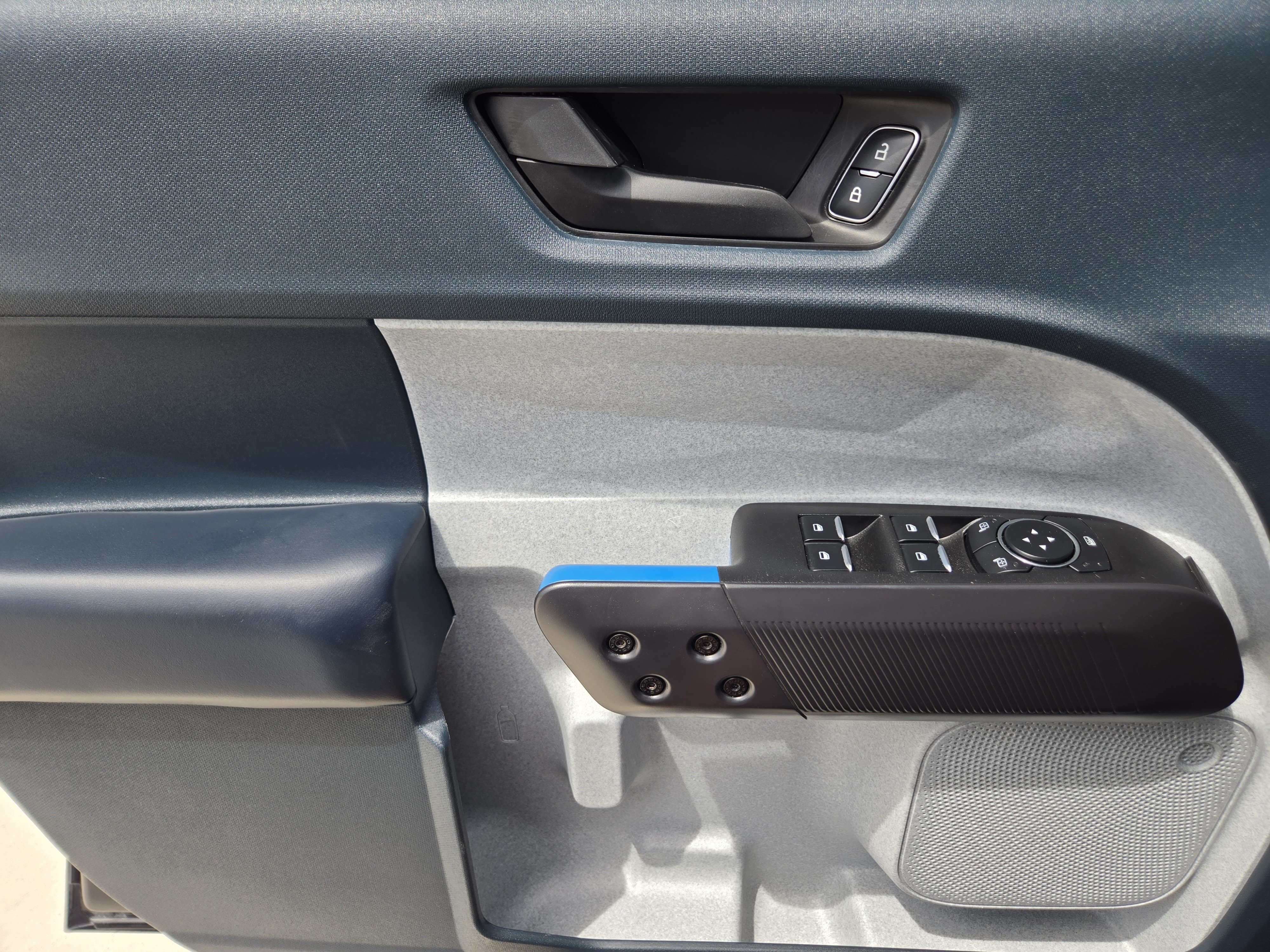 Certified 2025 Ford Maverick XLT FWD image 22