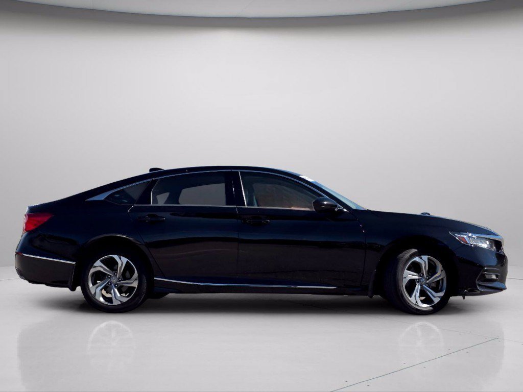 Used 2018 Honda Accord EX image 25
