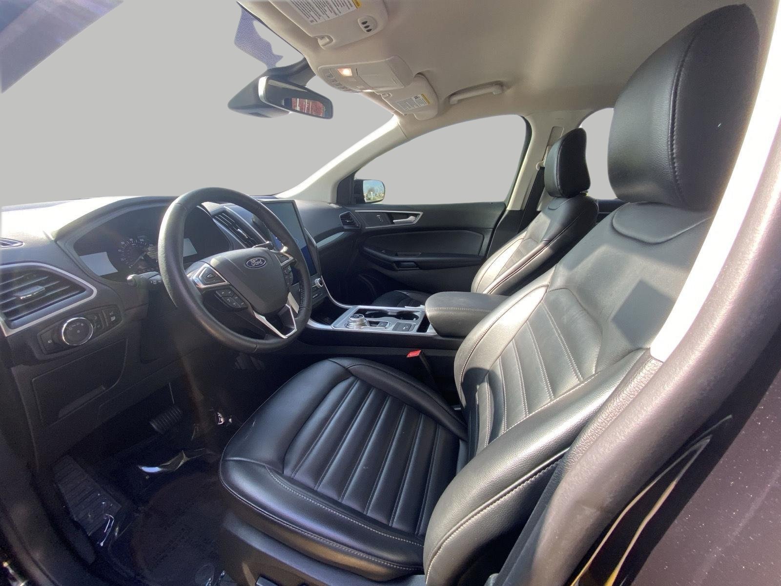 Certified 2024 Ford Edge SEL w/ Convenience Package AWD/4WD image 11
