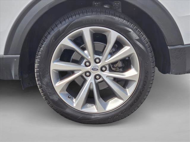 Certified 2021 Ford Explorer Platinum w/ Equipment Group 601A image 24