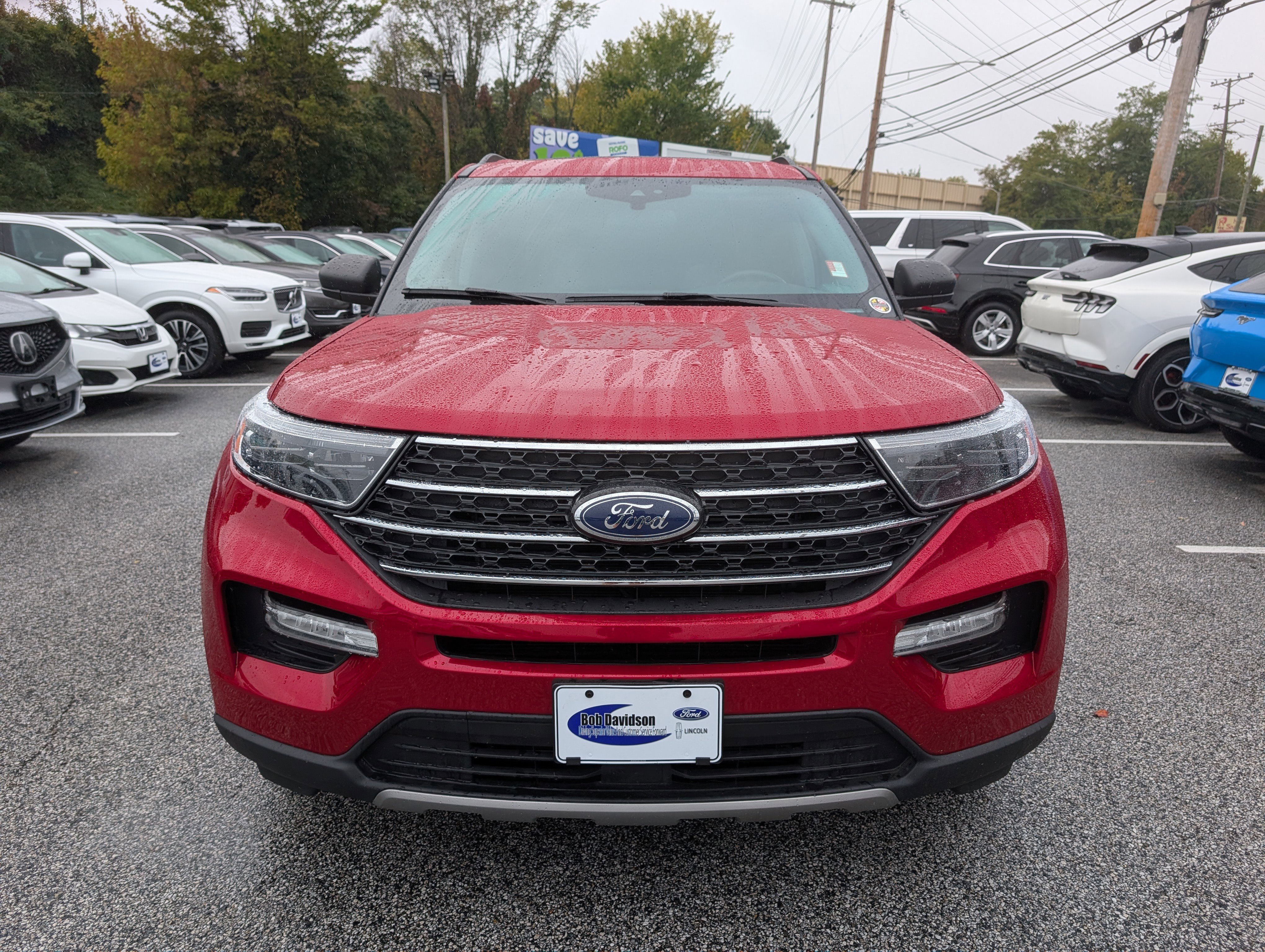 Certified 2022 Ford Explorer XLT w/ Equipment Group 202A image 10