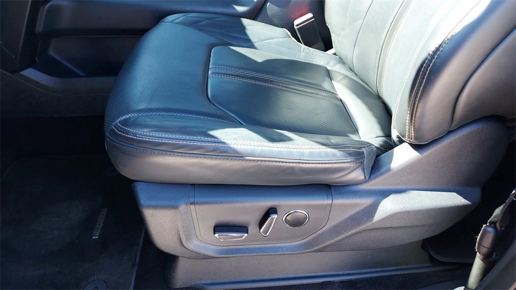 Certified 2022 Ford Expedition Platinum image 23