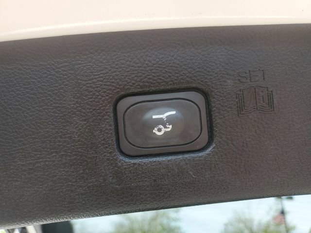 Certified 2023 Ford Edge SEL w/ Convenience Package AWD/4WD image 32