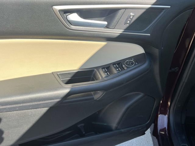 Certified 2023 Ford Edge SEL w/ Convenience Package AWD/4WD image 16