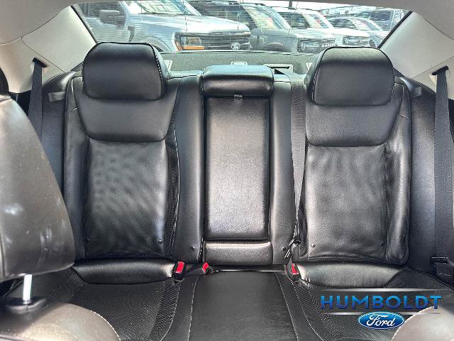 Used 2019 Chrysler 300 Limited AWD/4WD image 27
