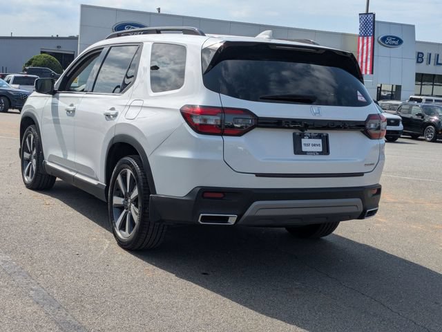 Used 2024 Honda Pilot Touring image 5