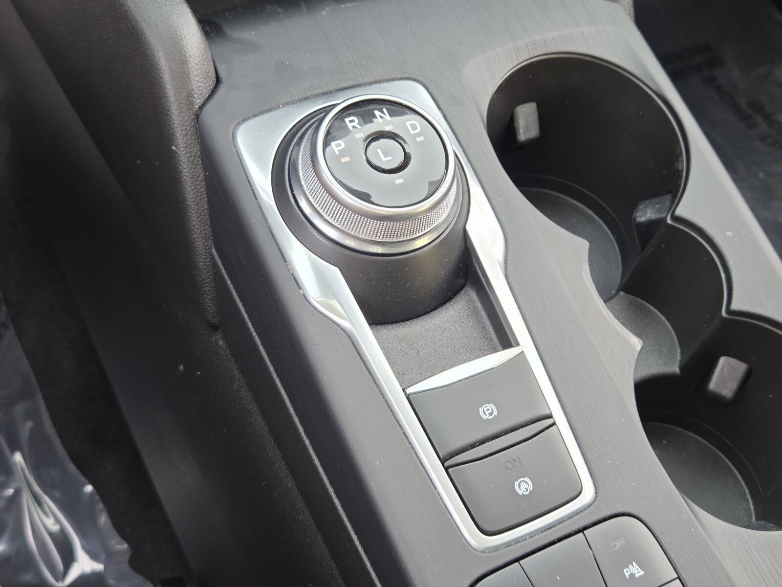 Certified 2022 Ford Escape Titanium w/ Titanium Elite Package image 23