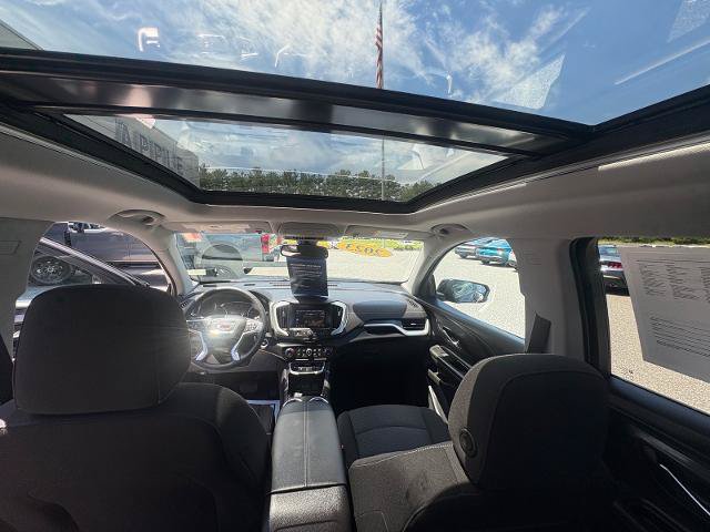 Used 2023 GMC Terrain SLE w/ Driver Convenience Package AWD/4WD image 32